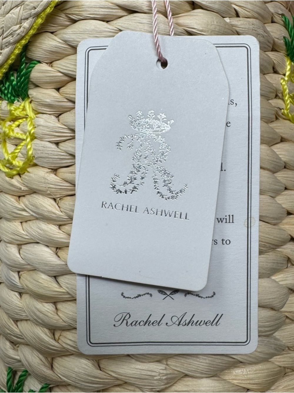 NEW Rachel Ashwell Pineapple Straw Bucket Drawstring Bag Purse  Embroidered - Picture 7 of 10